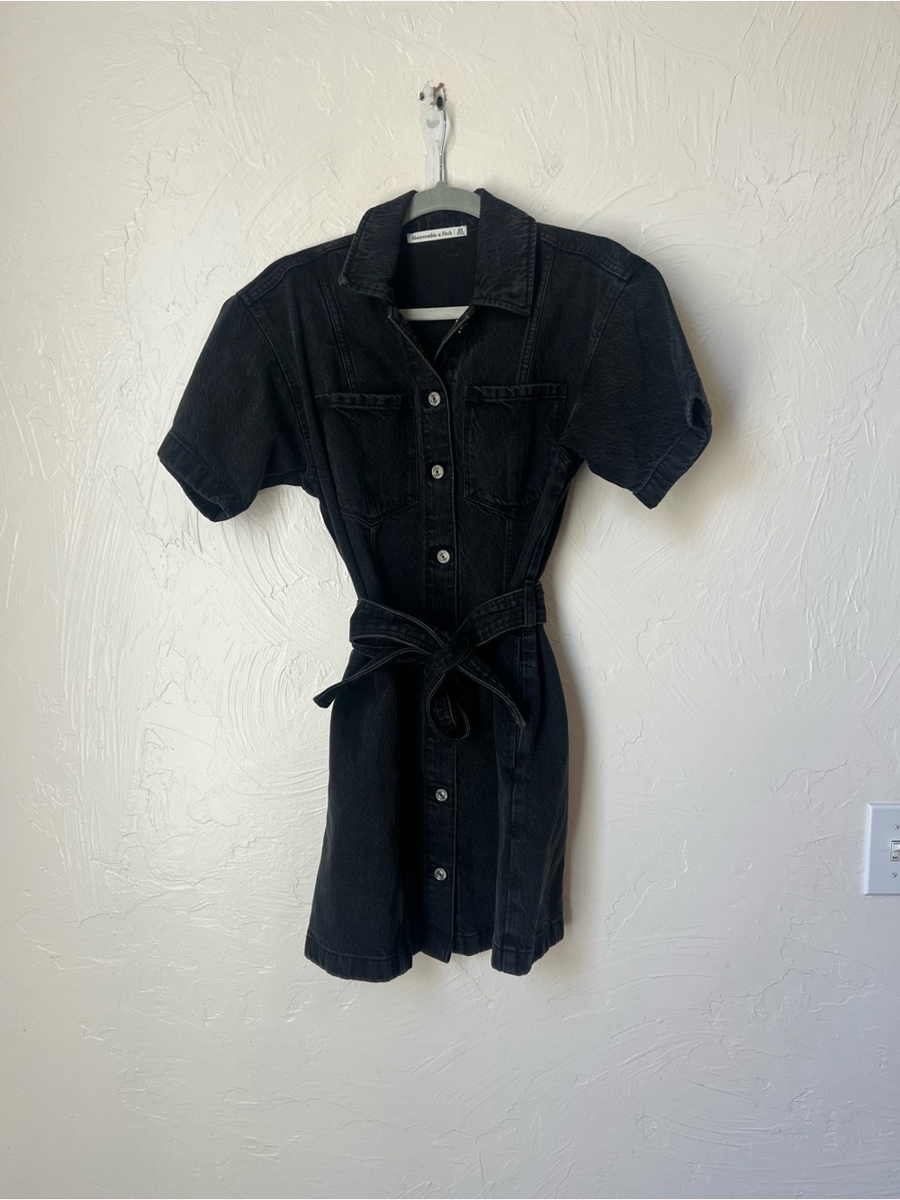 Abercrombie & Fitch Black Button-Front Denim Shirt Dress with Tie Waist size XS
